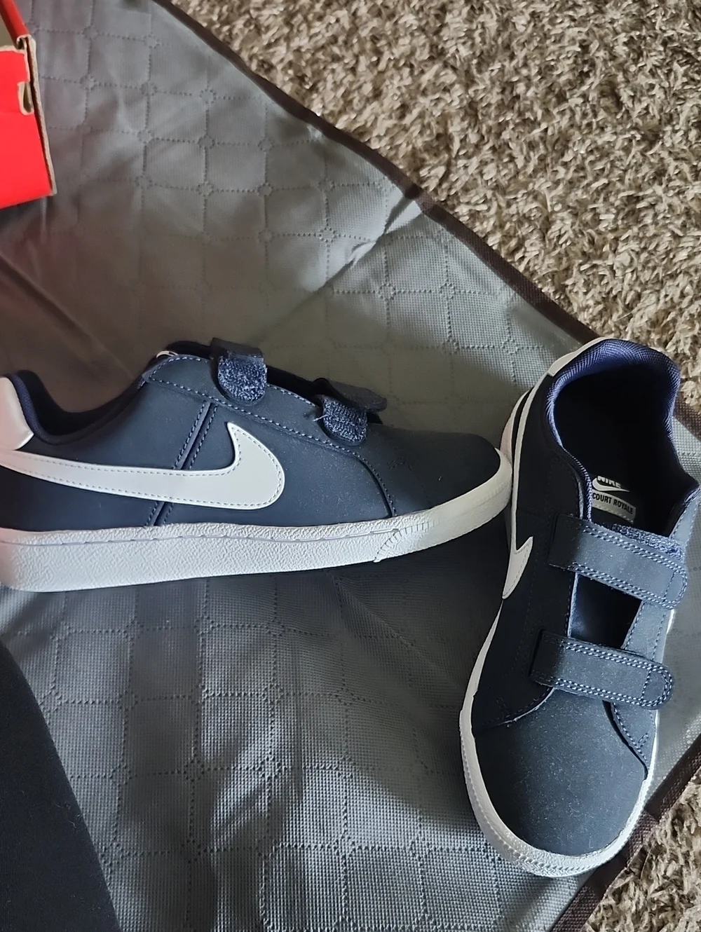 Nike Navy and White Kids Velcro Sneakers